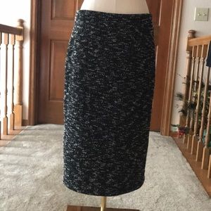 NWOT! Ann Taylor | Black & White Pencil Skirt |  6